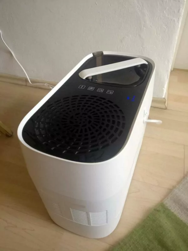 Soehnle Lufbefeuchter Airfresh Hygro 500 im Praxistest Soehnle Raumluftbefeuchter seitlich