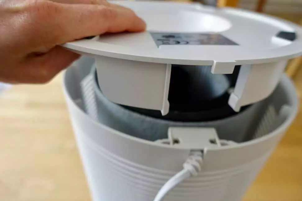 Soehnle Luftreiniger Airfresh Clean Connect 500 im Praxistest Filterwechsel Nr 3